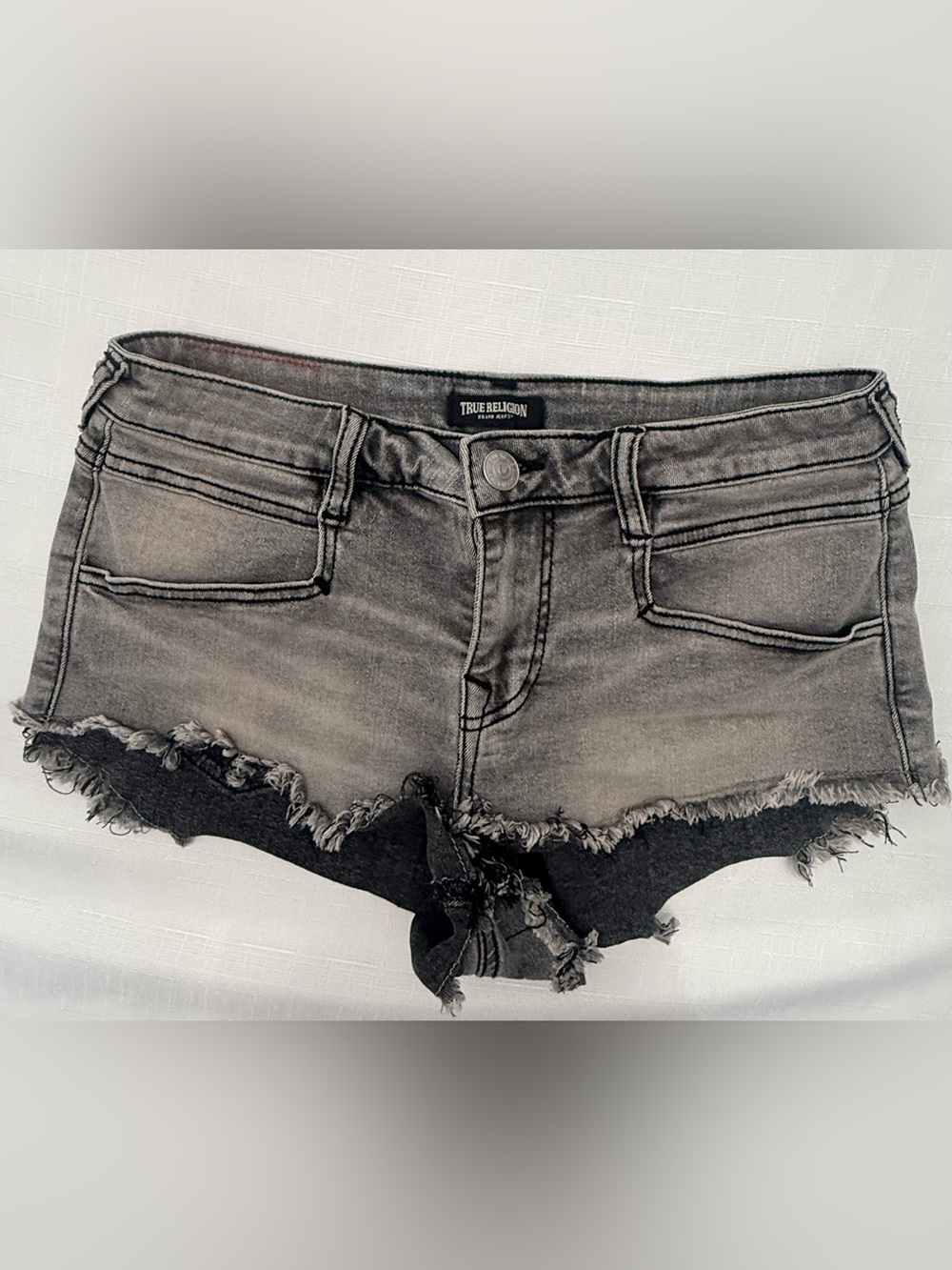 True Religion Women’s Gray Distressed Cutoff Denim Shorts Size 28